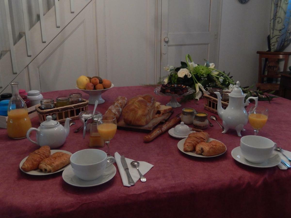 Le Petit Massigny Bed & Breakfast Les Velluire-sur-Vendee Exterior photo